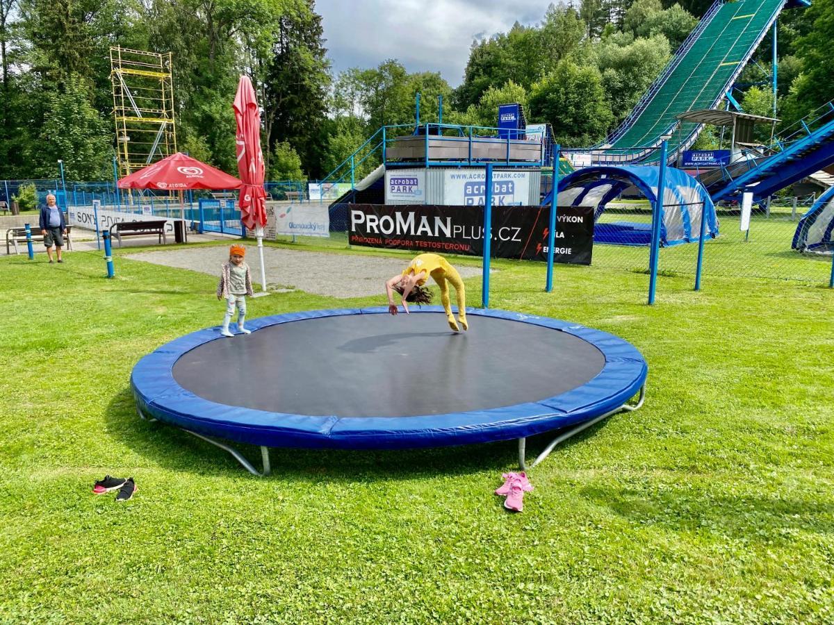 Penzion Acrobat Park Štíty Exteriér fotografie